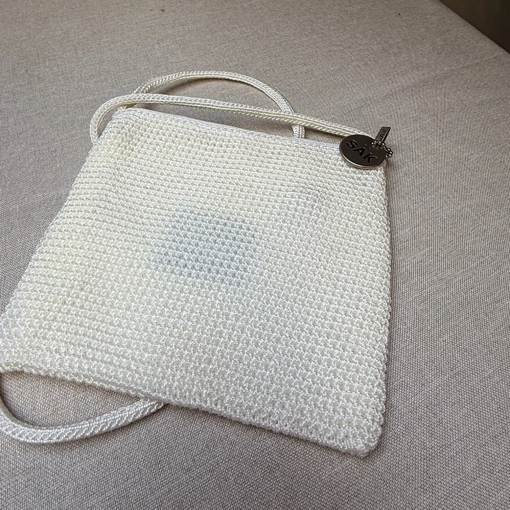 The Sak Ivory Cream Crochet Crossbody Bag Purse Clean